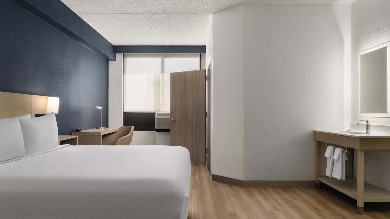 Photo of Bedroom in Secaucus