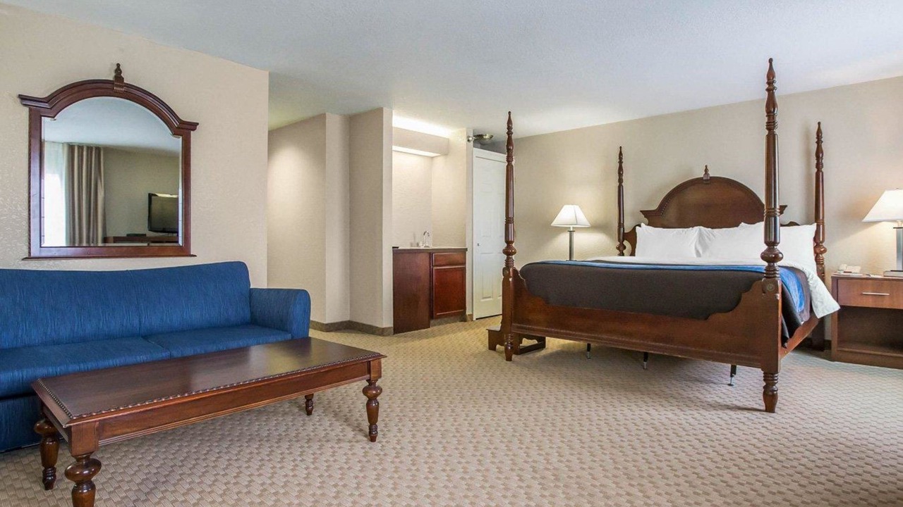 Photo of Bedroom in Dixon