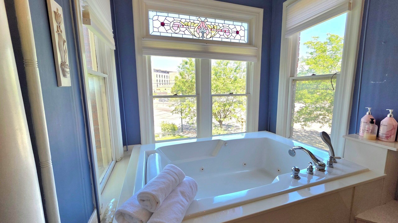 Photo of Bathroom in Central Business District