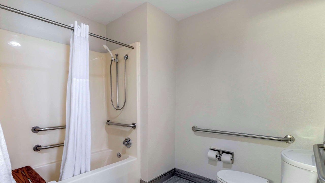 Photo of Bedroom in Brentwood