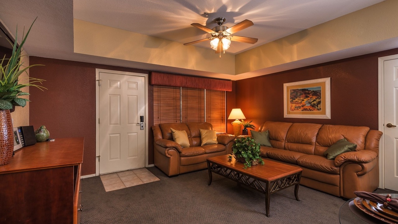 Photo of Livingroom in East Mesa
