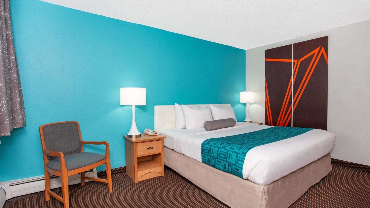 Photo of Bedroom in Central Colorado Springs
