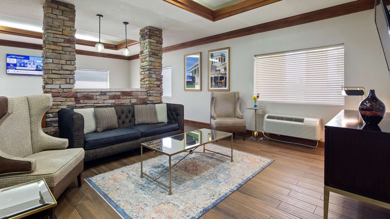 Photo of Others in Byron