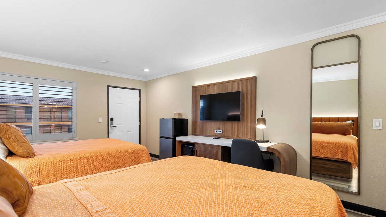 Photo of Bedroom in Newhall