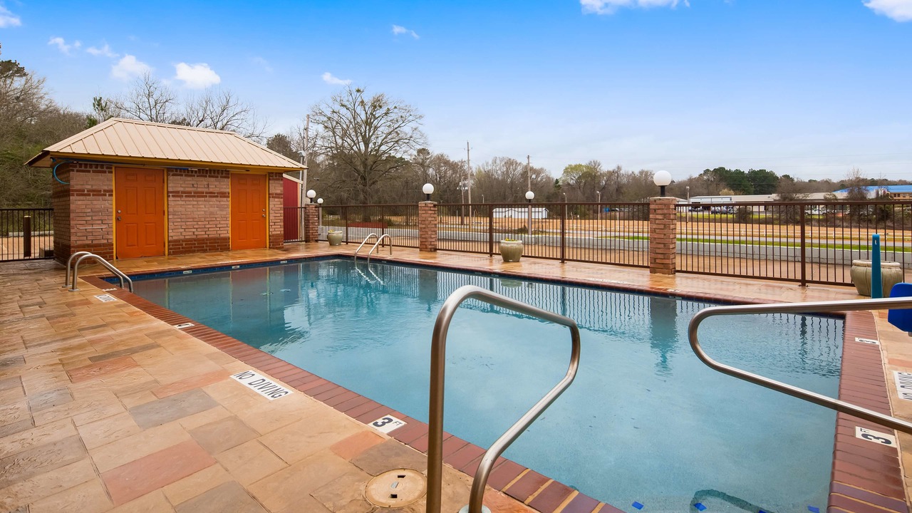 Photo of Outdoor in Marshall