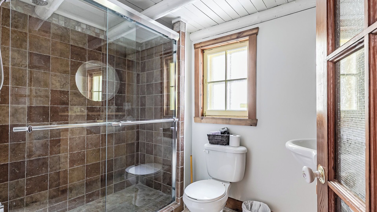 Photo of Bathroom in Sainte-Adele
