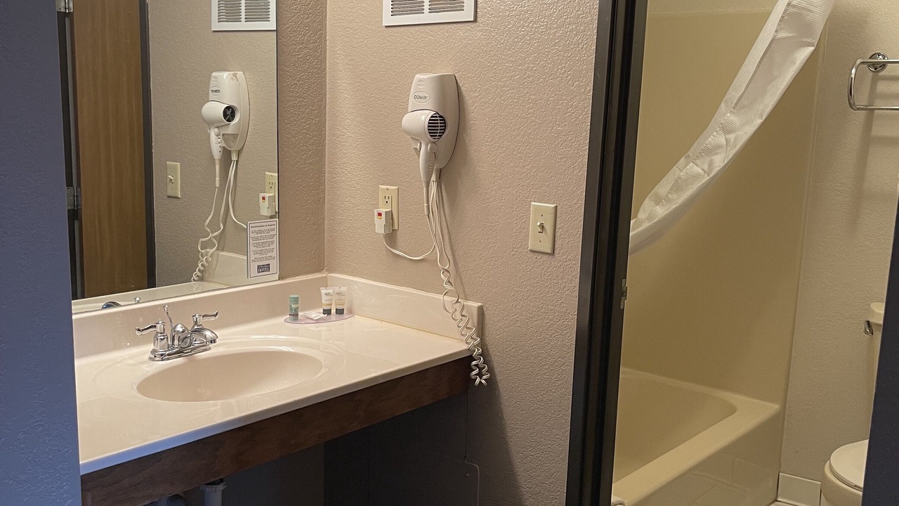Photo of Bathroom in Walker