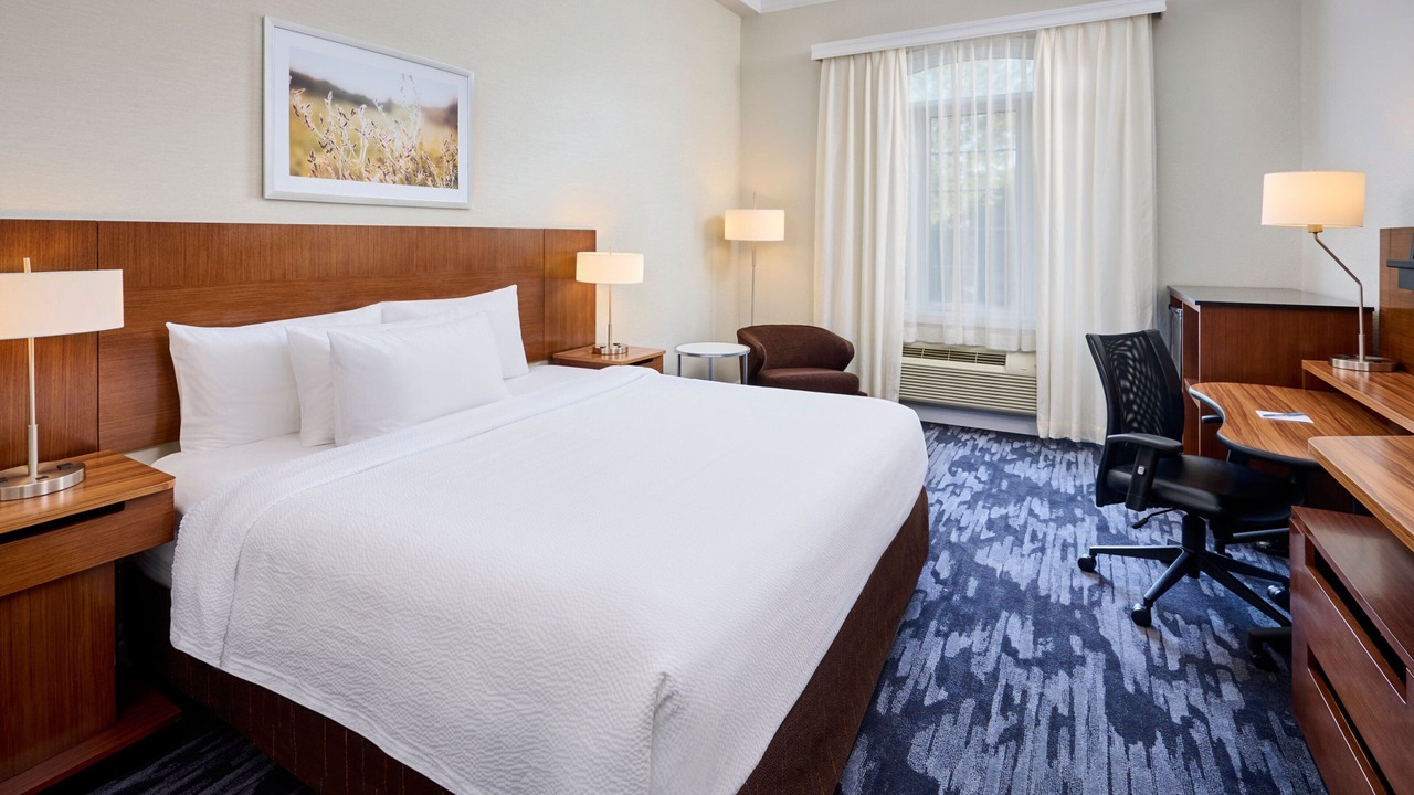 Photo of Bedroom in Kanata Lakes - Marchwood Lakeside - Morgan's Grant - Kanata