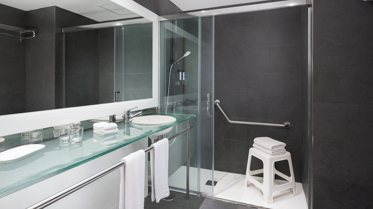 Photo of Bathroom in Provencals del Poblenou
