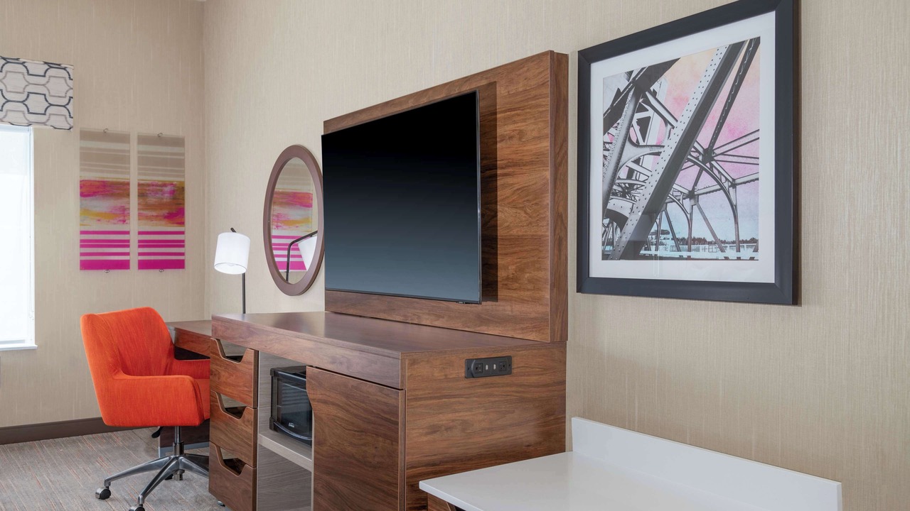 Photo of Bedroom in Arden-Arcade
