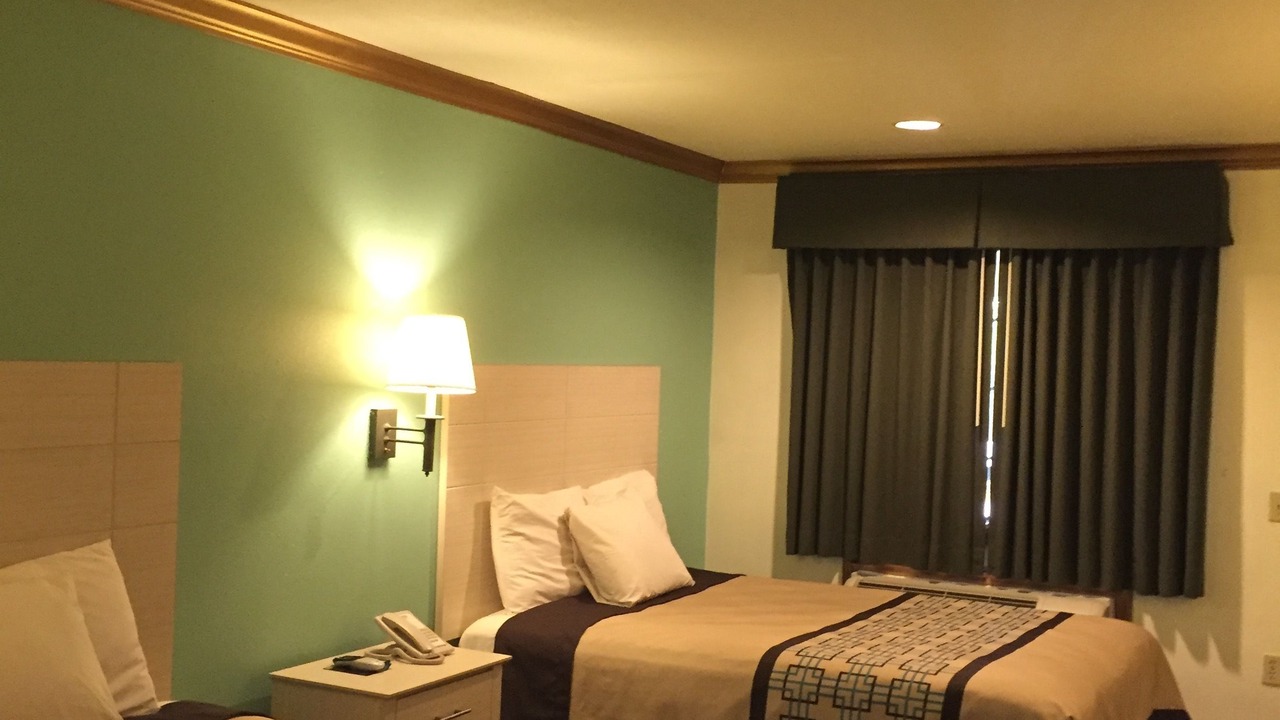 Photo of Bedroom in Astrodome