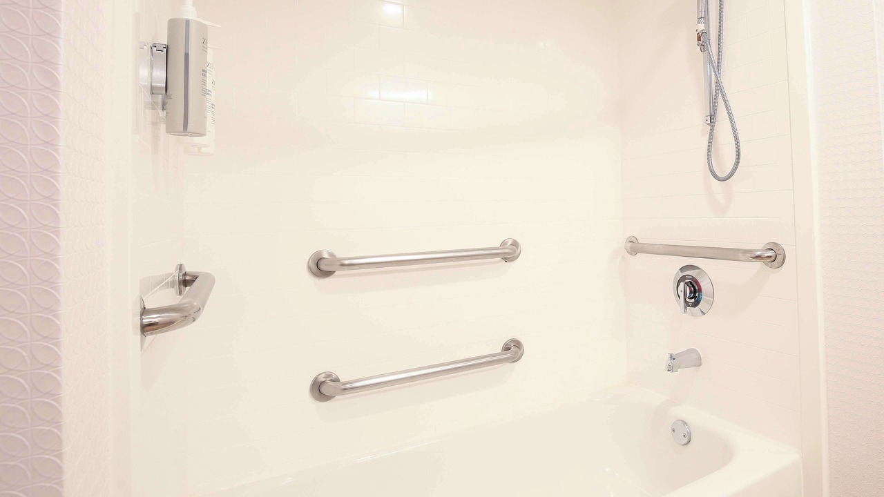 Photo of Bathroom in Bordentown