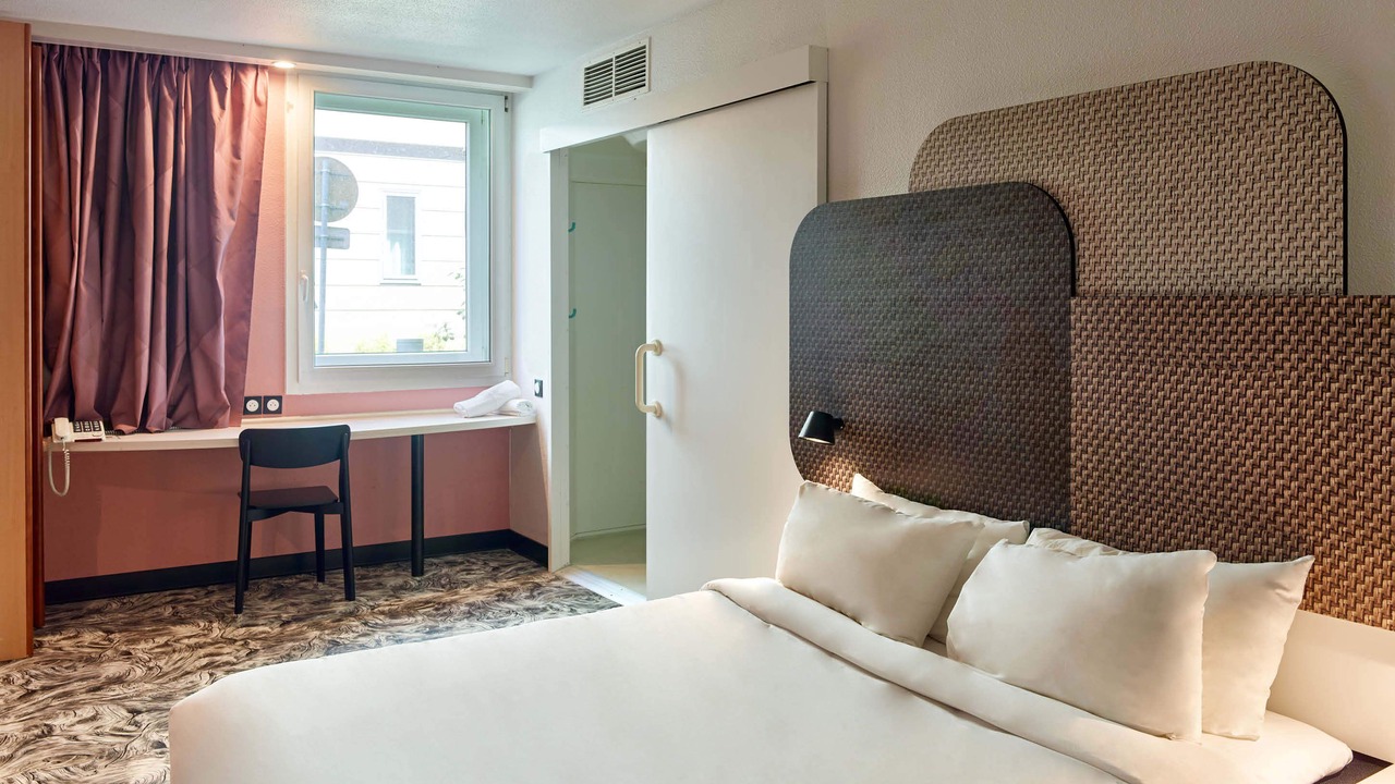 Photo of Bedroom in Roissy-en-France