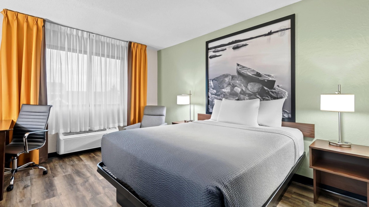 Photo of Bedroom in Alexandria
