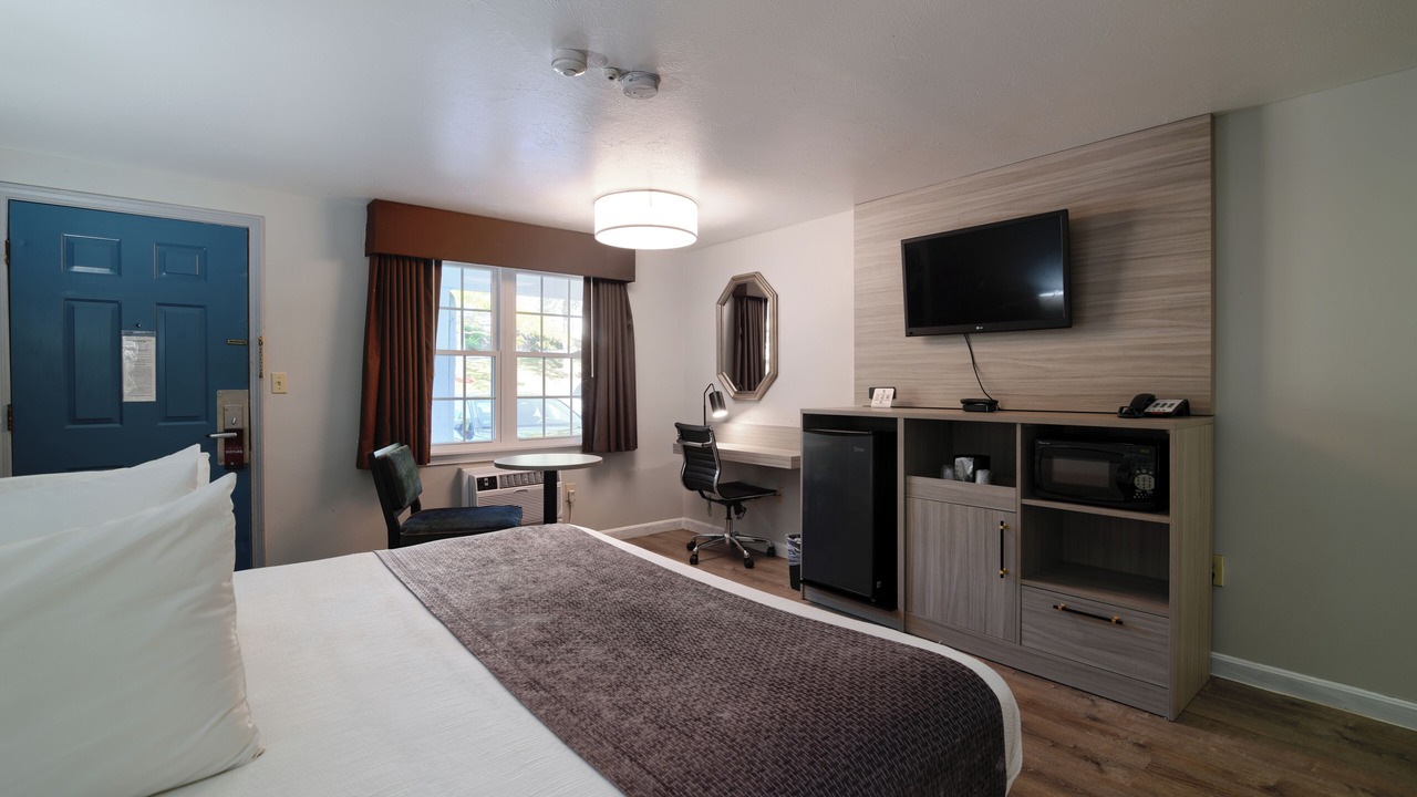 Photo of Bedroom in Danvers