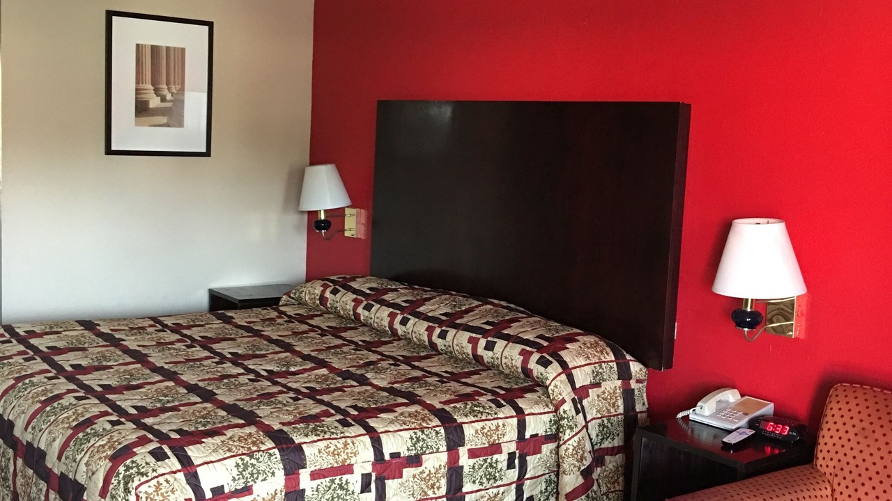 Photo of Bedroom in Magee