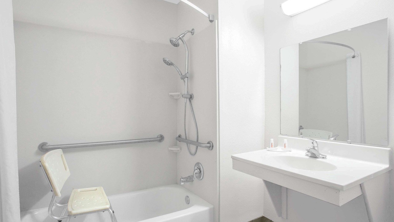Photo of Bathroom in Abingdon
