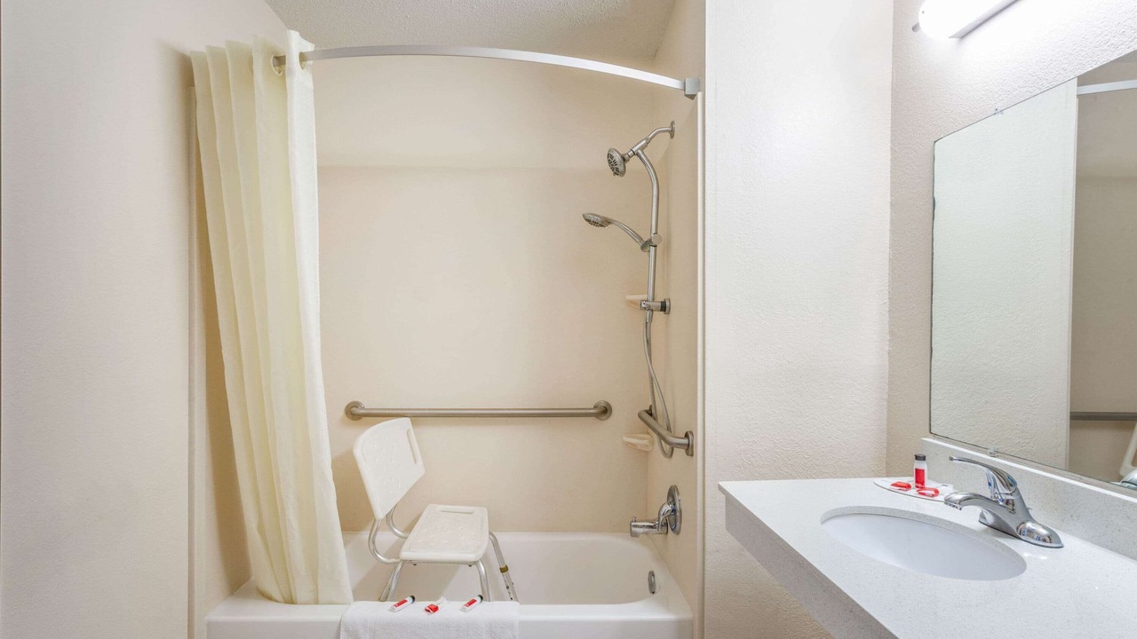 Photo of Bathroom in Abingdon