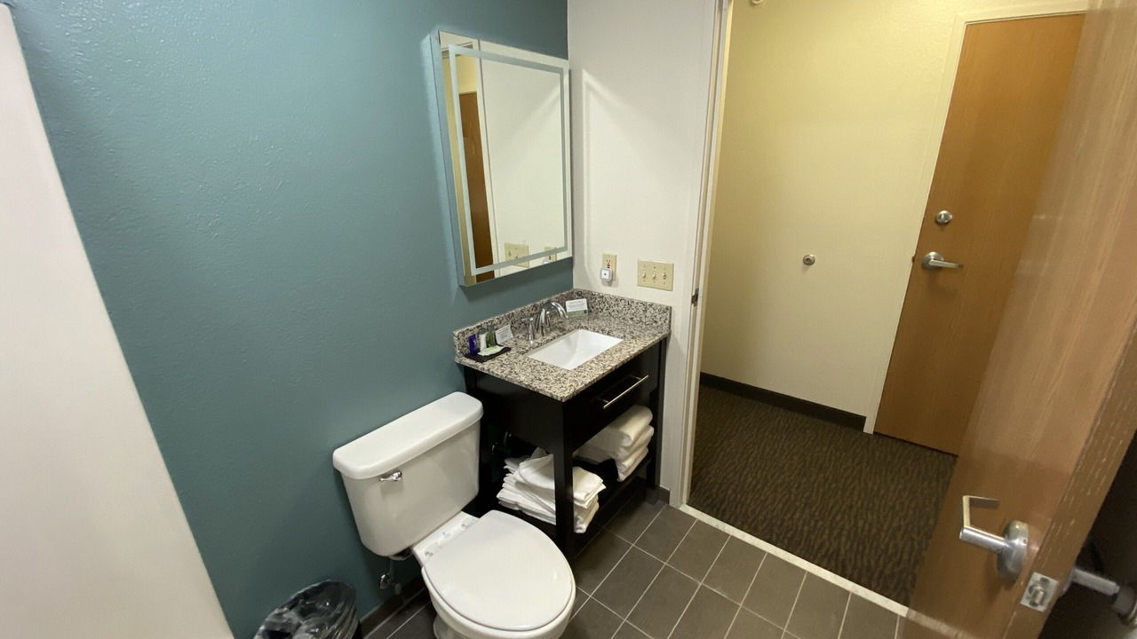 Photo of Bathroom in St. Robert
