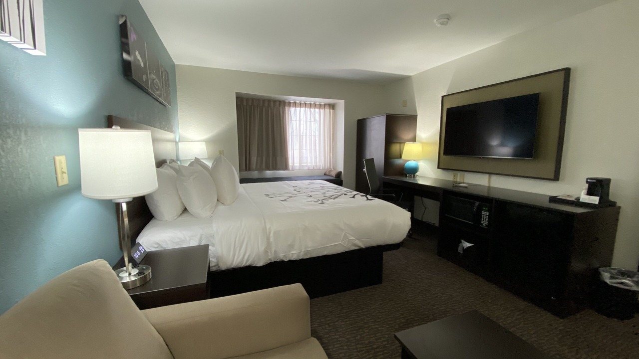 Photo of Bedroom in St. Robert