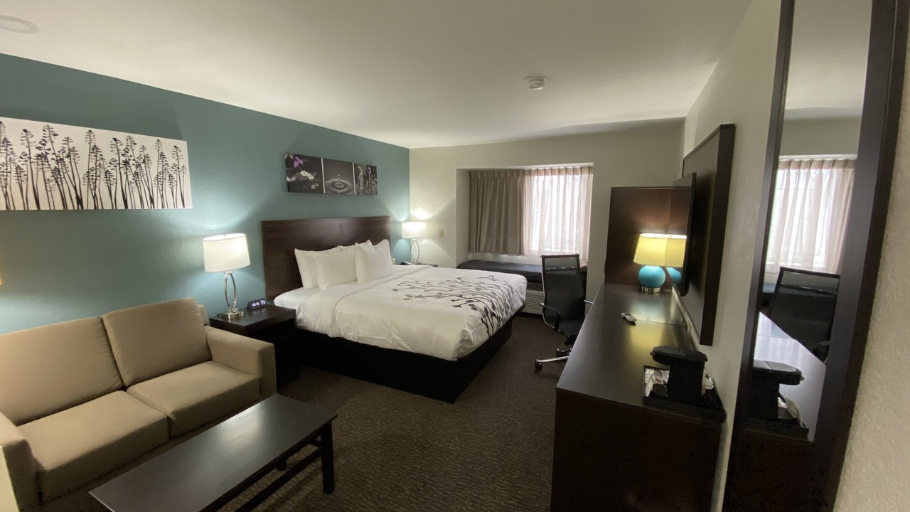 Photo of Bedroom in St. Robert