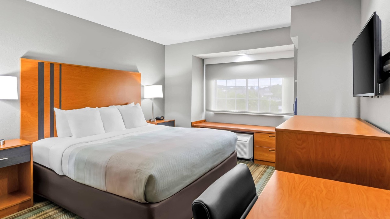 Photo of Bedroom in Bristol