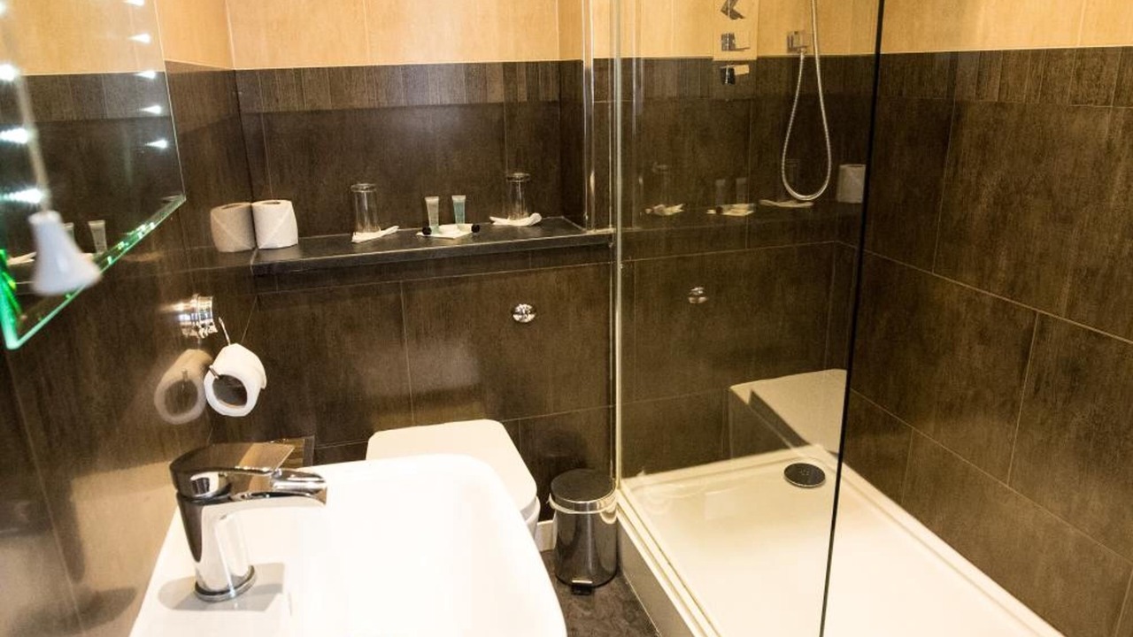 Photo of Others in Tamworth