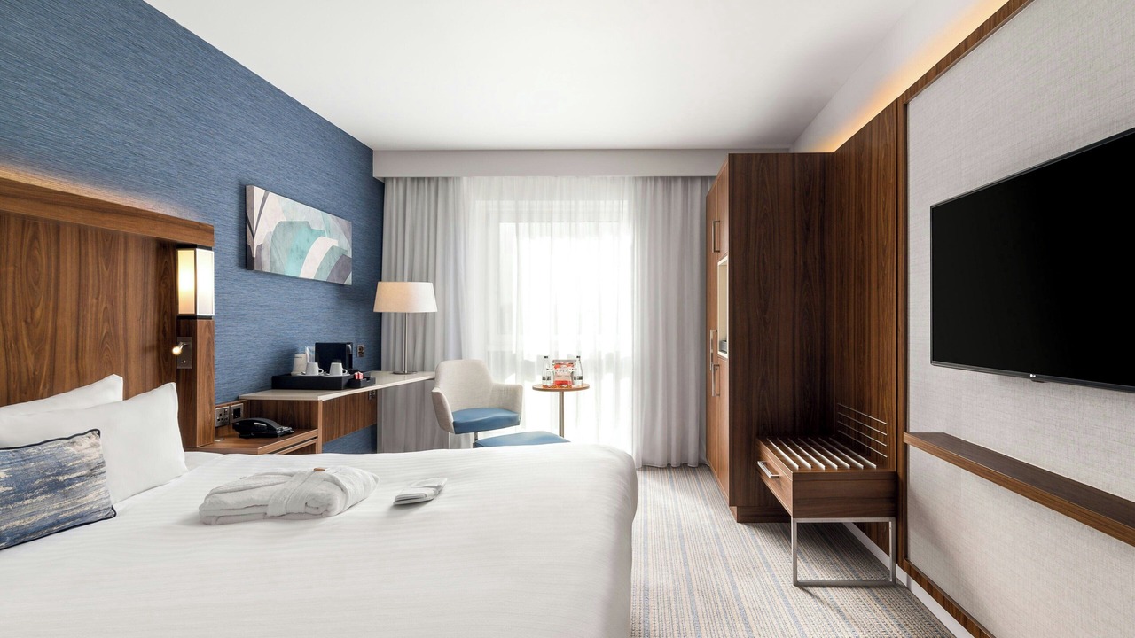 Photo of Bedroom in Paisley