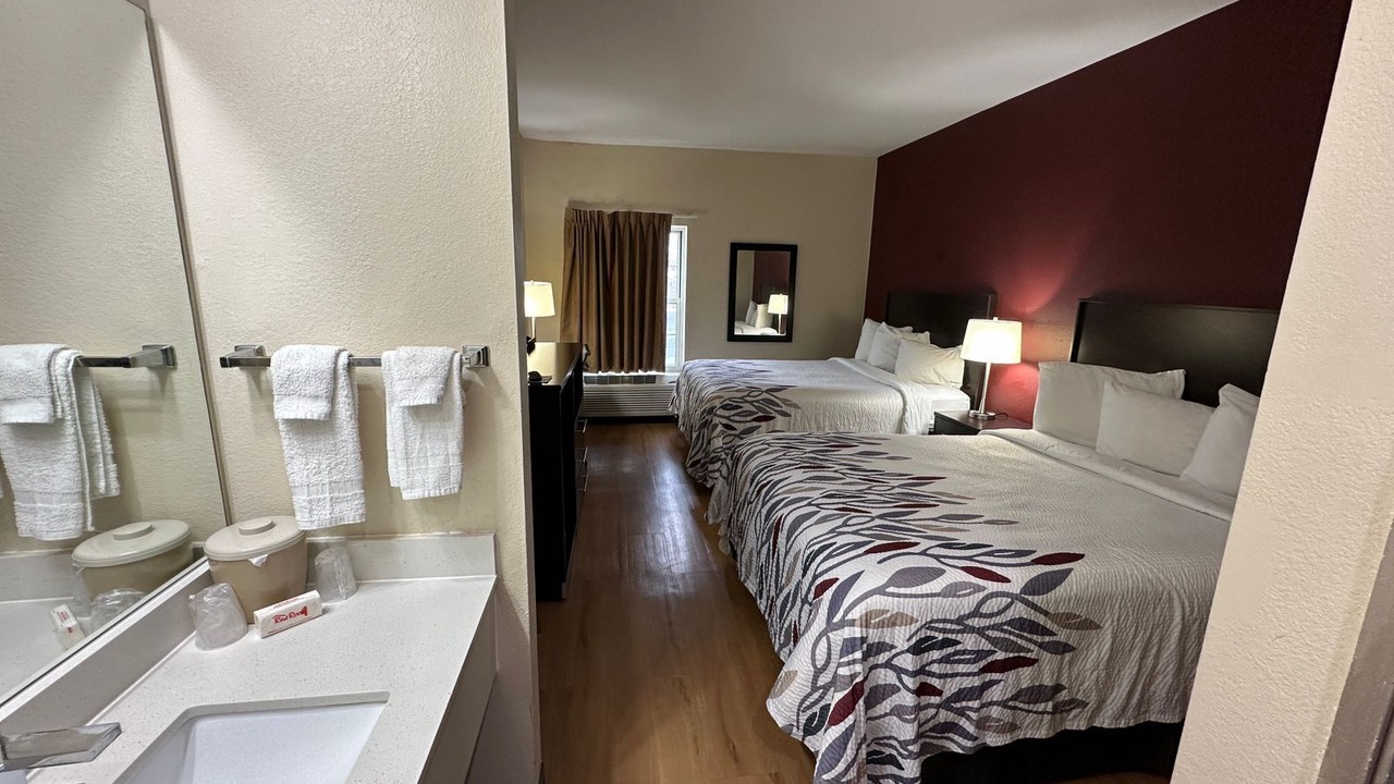 Photo of Bedroom in Monee