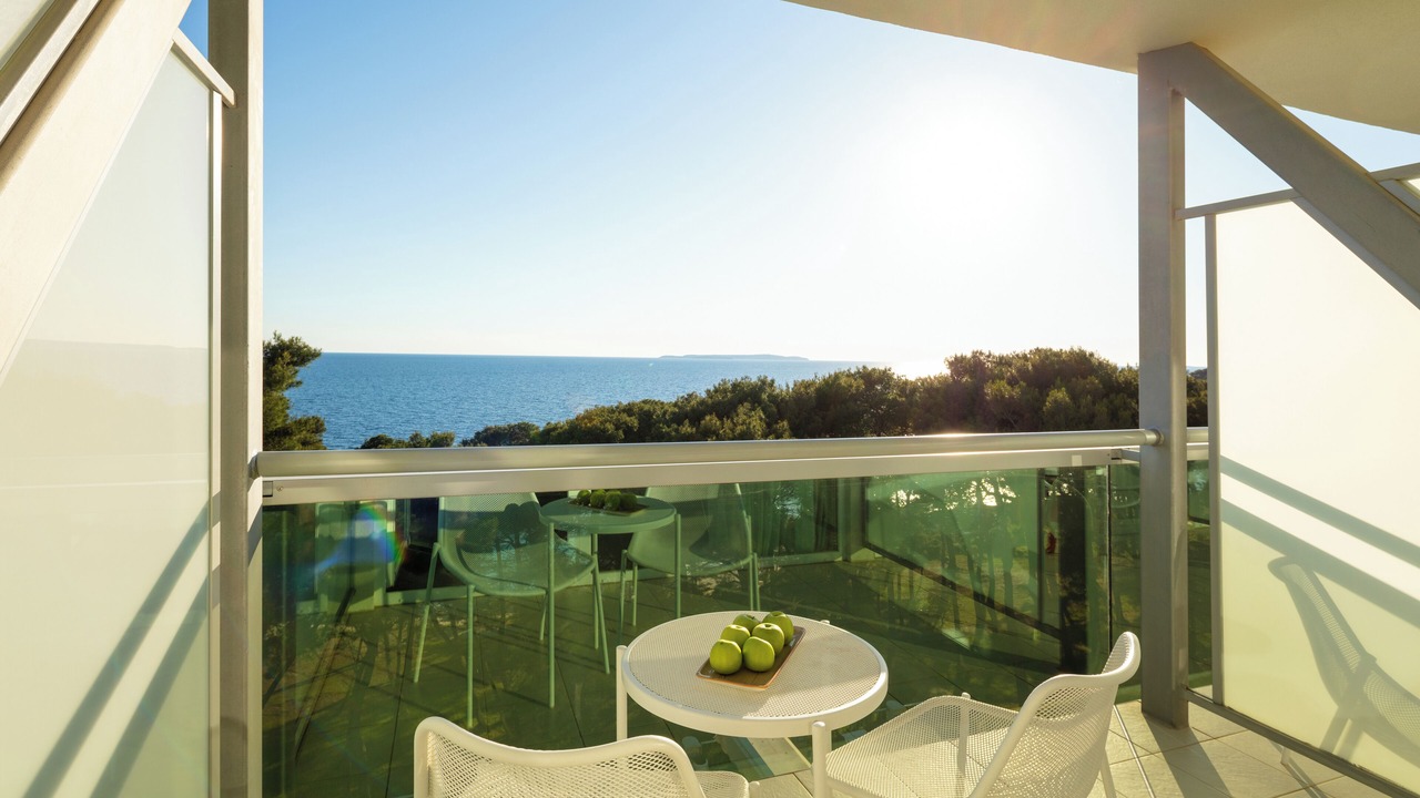 Photo of Patio Balcony in Cove Murtar