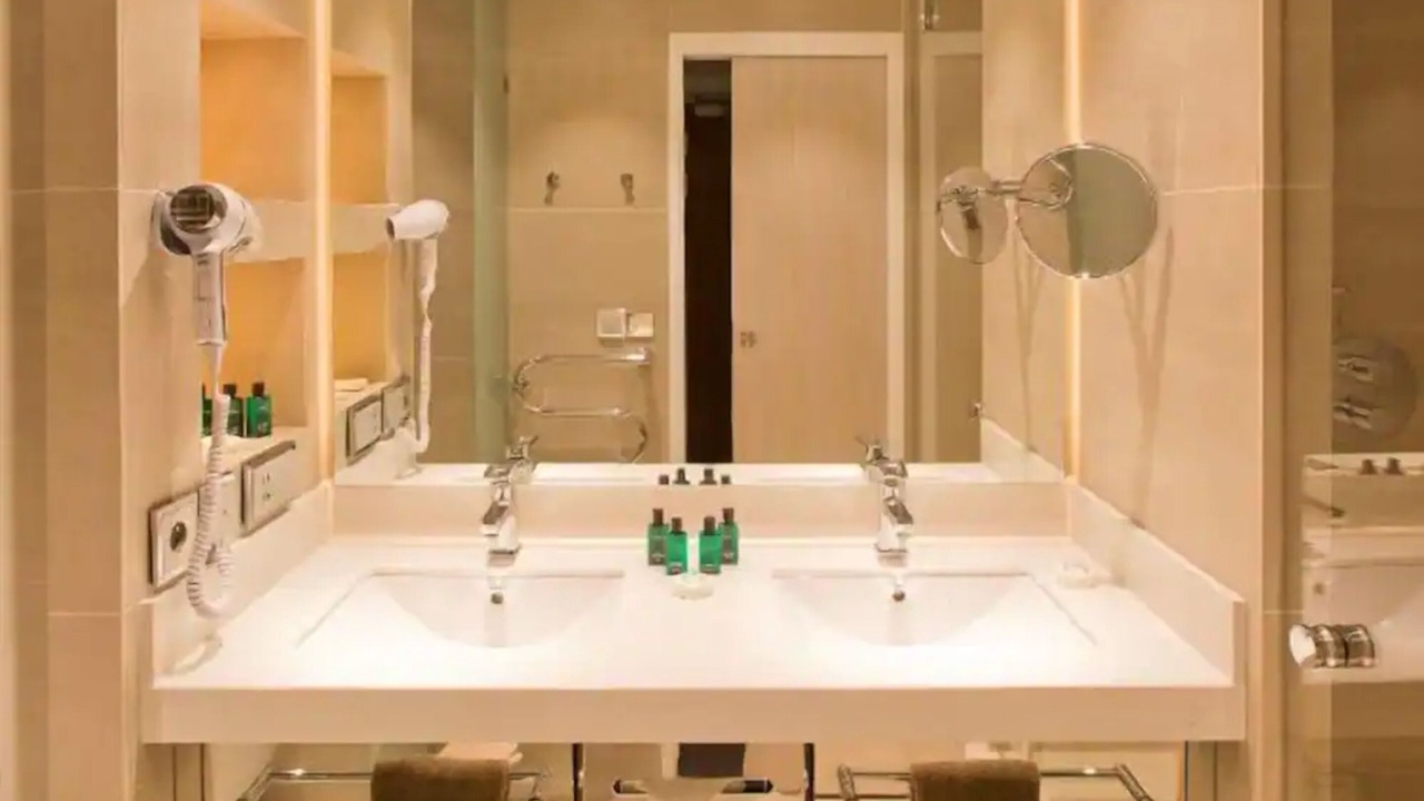 Photo of Others in Arzon