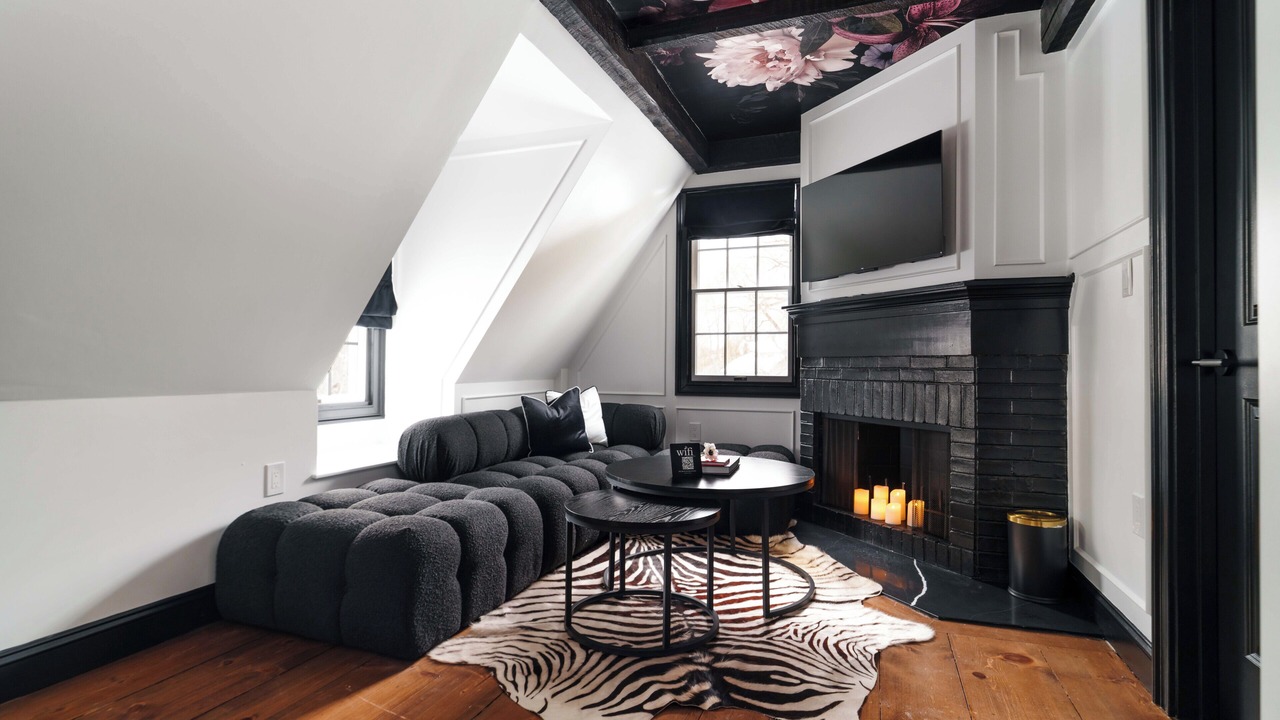 Photo of Bedroom in Lenox