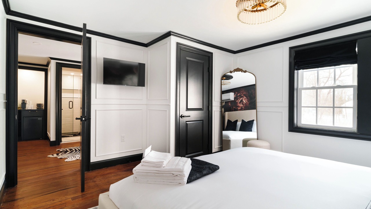 Photo of Bedroom in Lenox