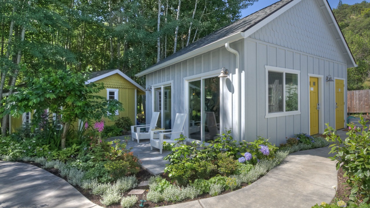 Photo of Others in Ashland