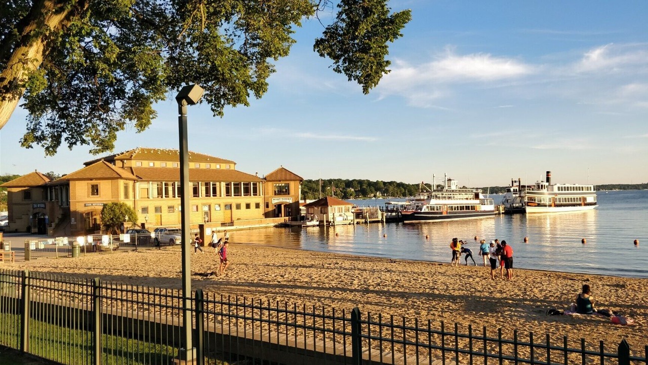 Photo of Others in Lake Geneva