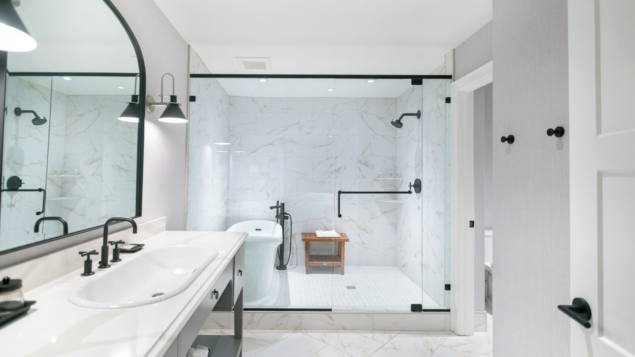 Photo of Bathroom in Midway