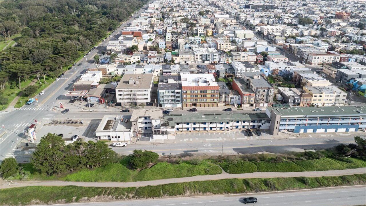 Photo of Outdoor in Outer Sunset