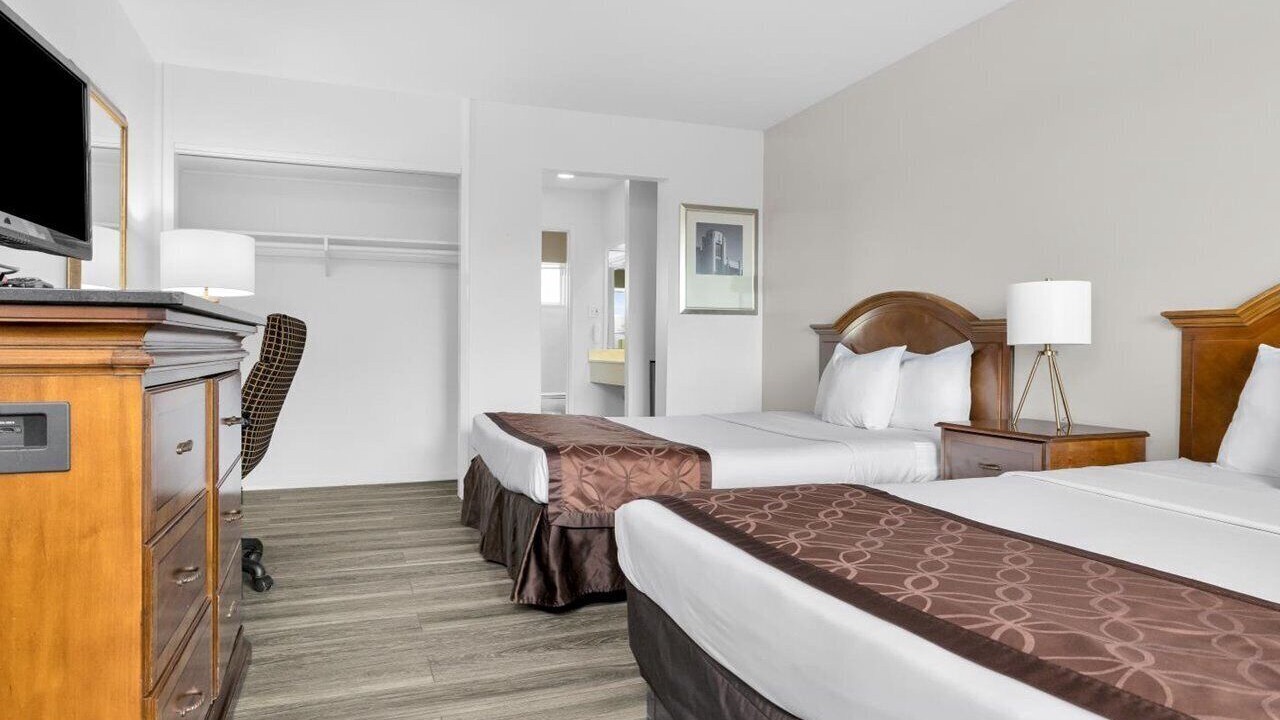 Photo of Others in Outer Sunset