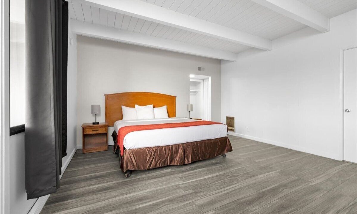 Photo of Others in Outer Sunset