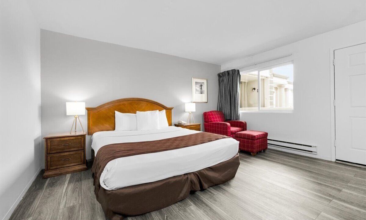 Photo of Others in Outer Sunset