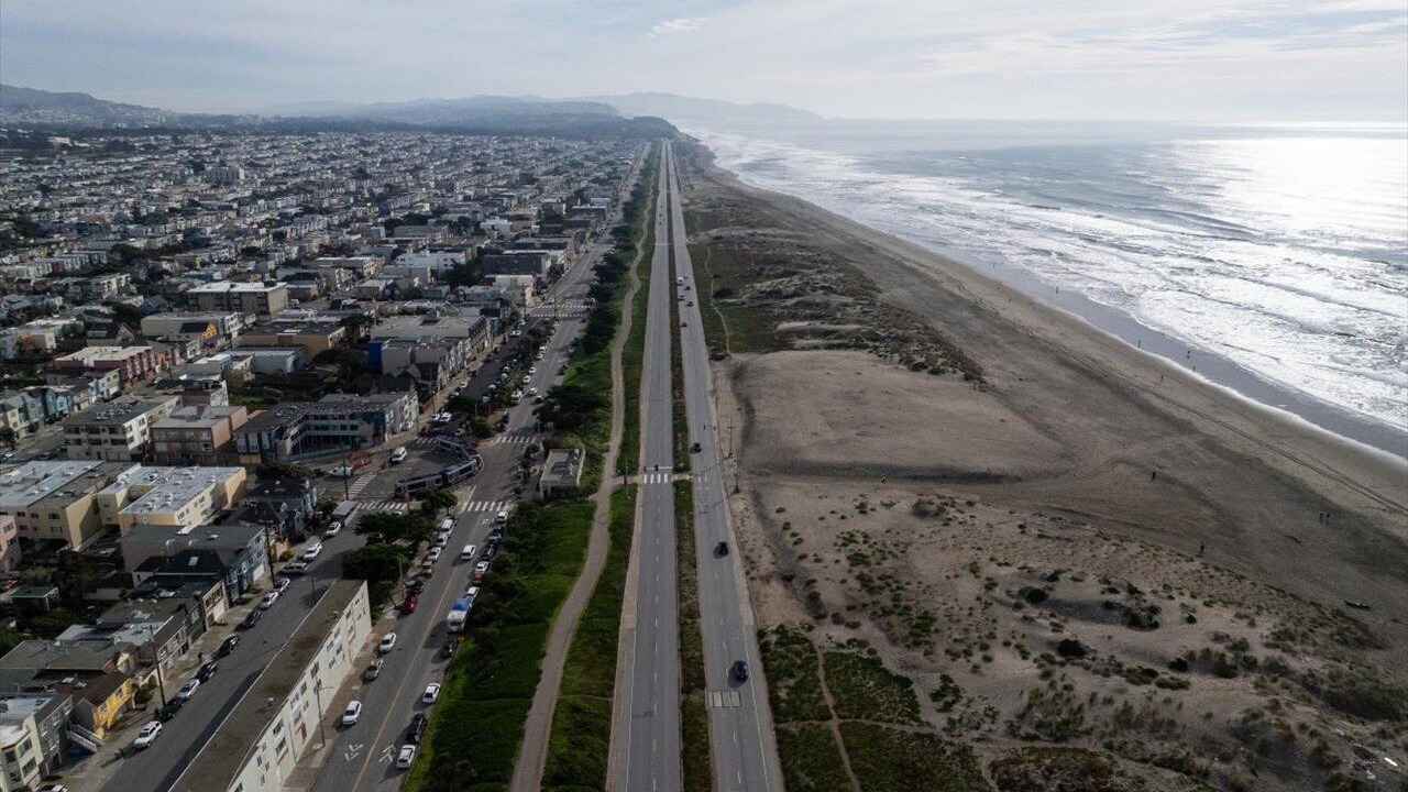 Photo of Others in Outer Sunset