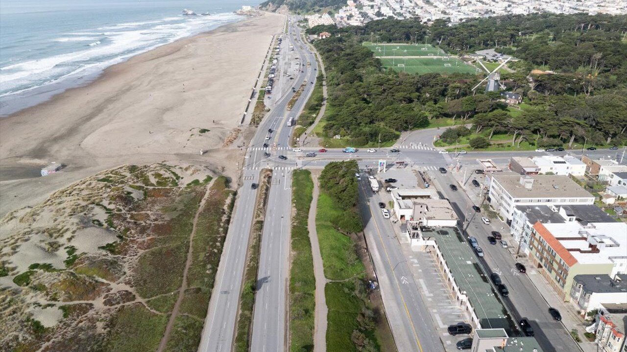 Photo of Others in Outer Sunset