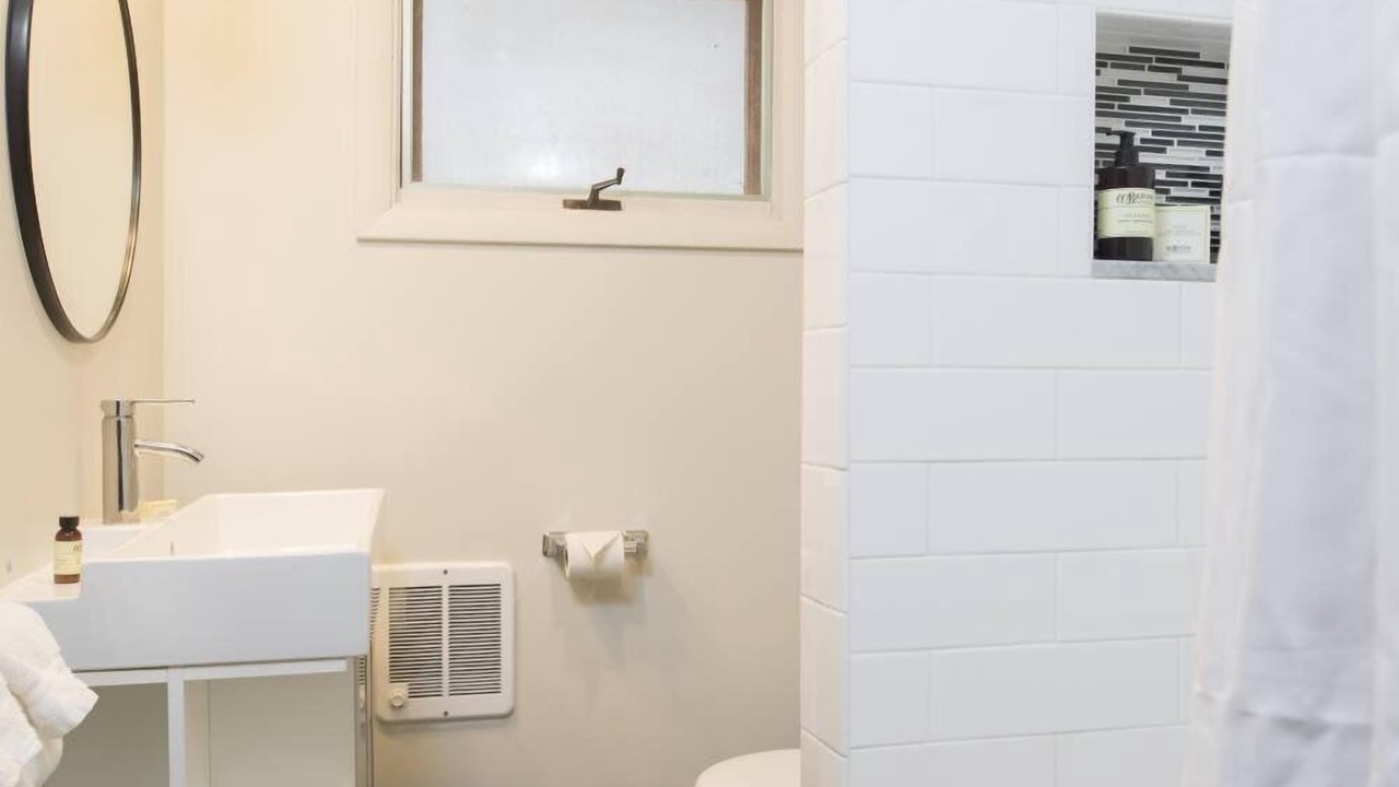 Photo of Bathroom in Isle of Springs
