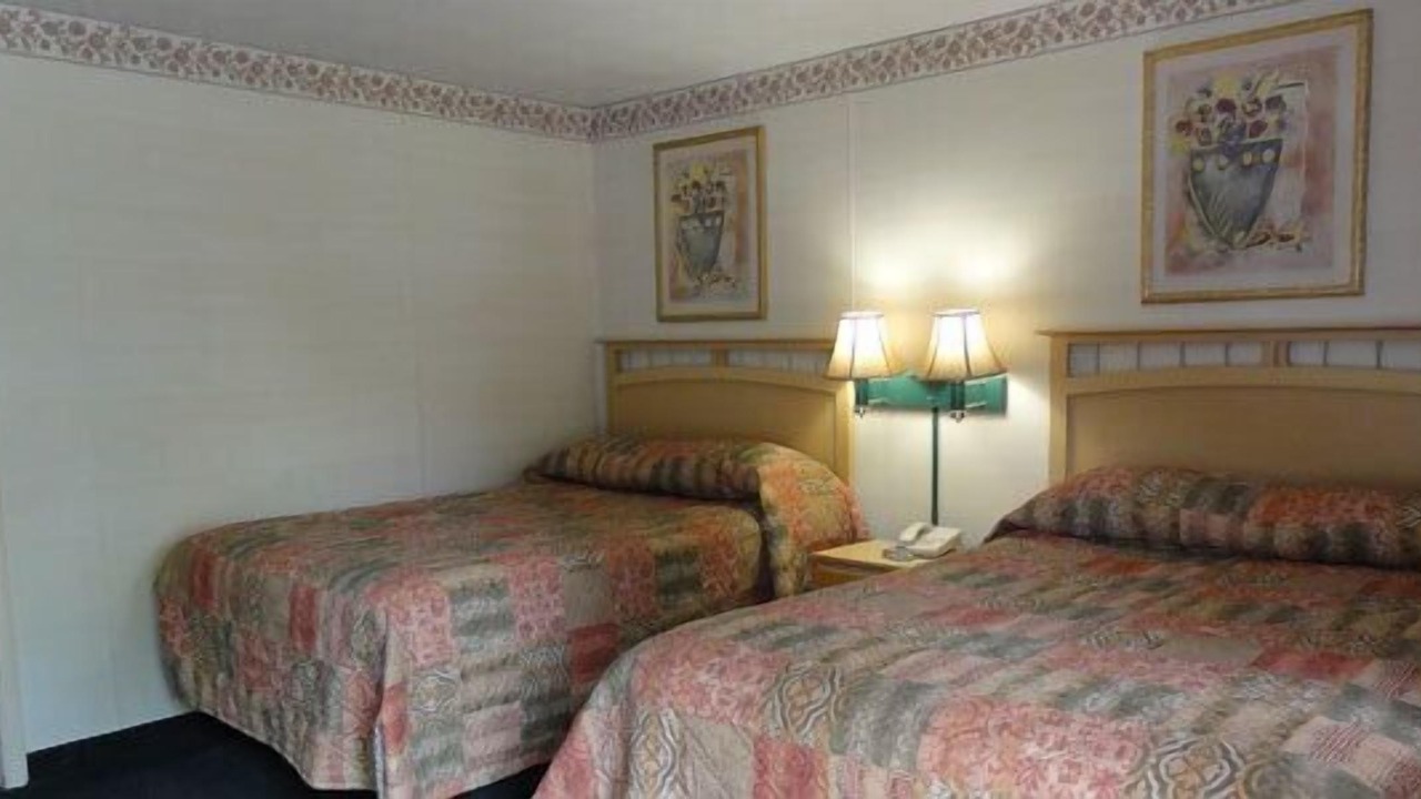 Photo of Bedroom in Big Flats Airport