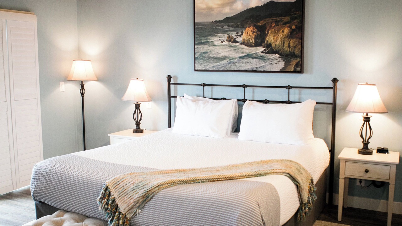 Photo of Bedroom in San Simeon