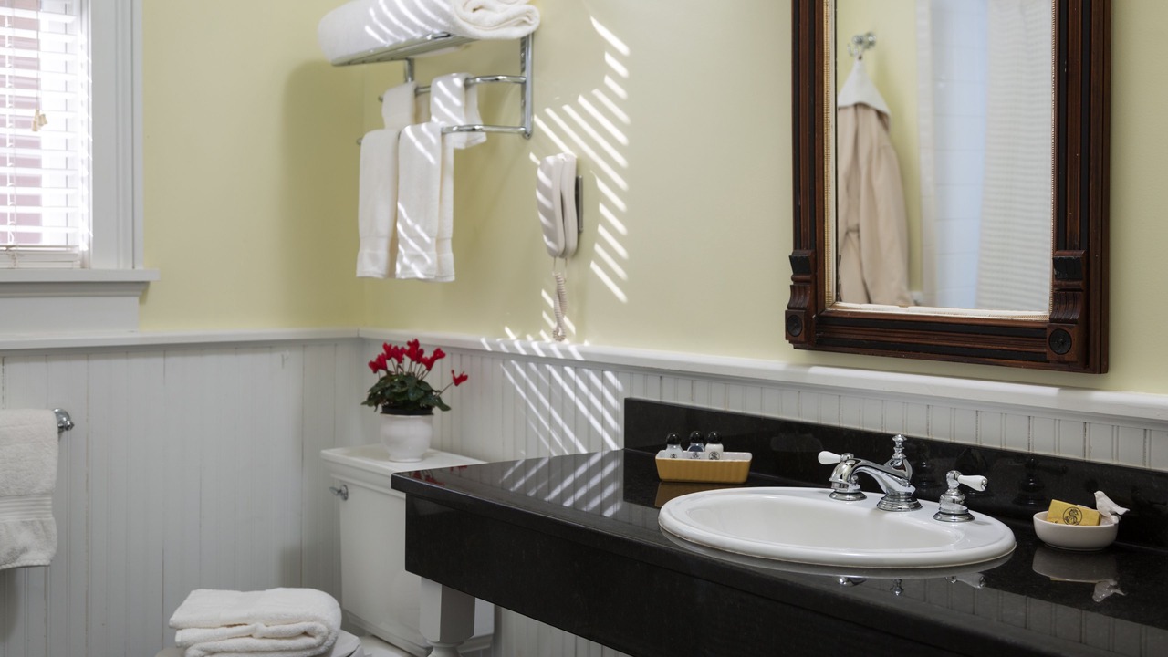 Photo of Bathroom in Saratoga Springs