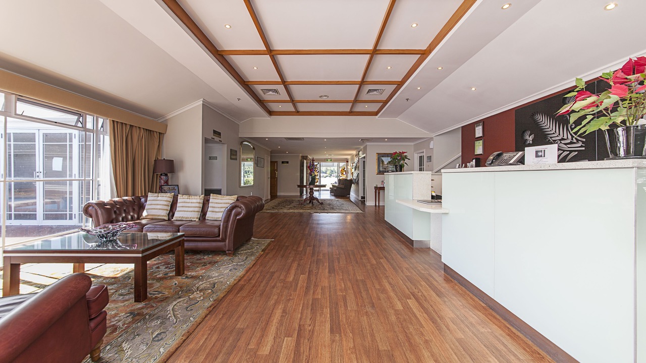 Photo of Others in Mourea