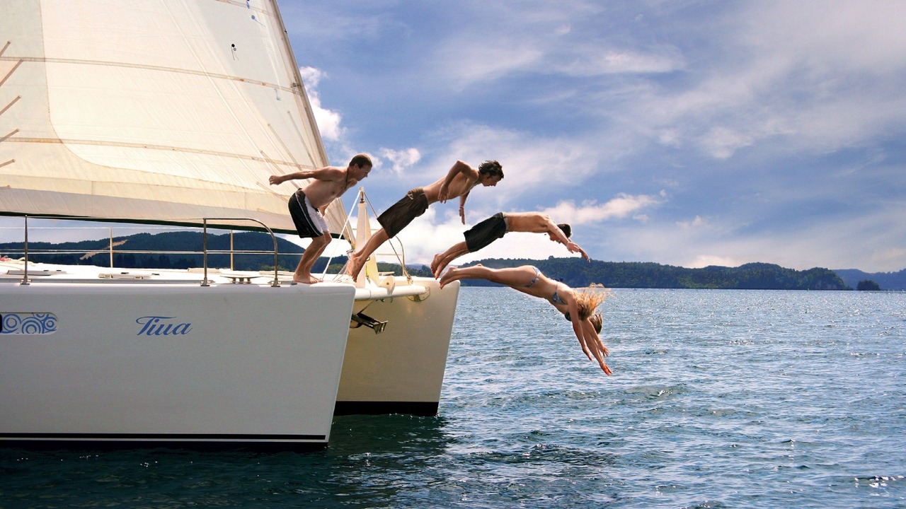 Photo of Others in Mourea