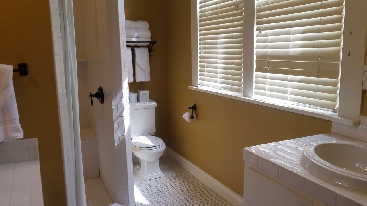 Photo of Bathroom in El Dorado