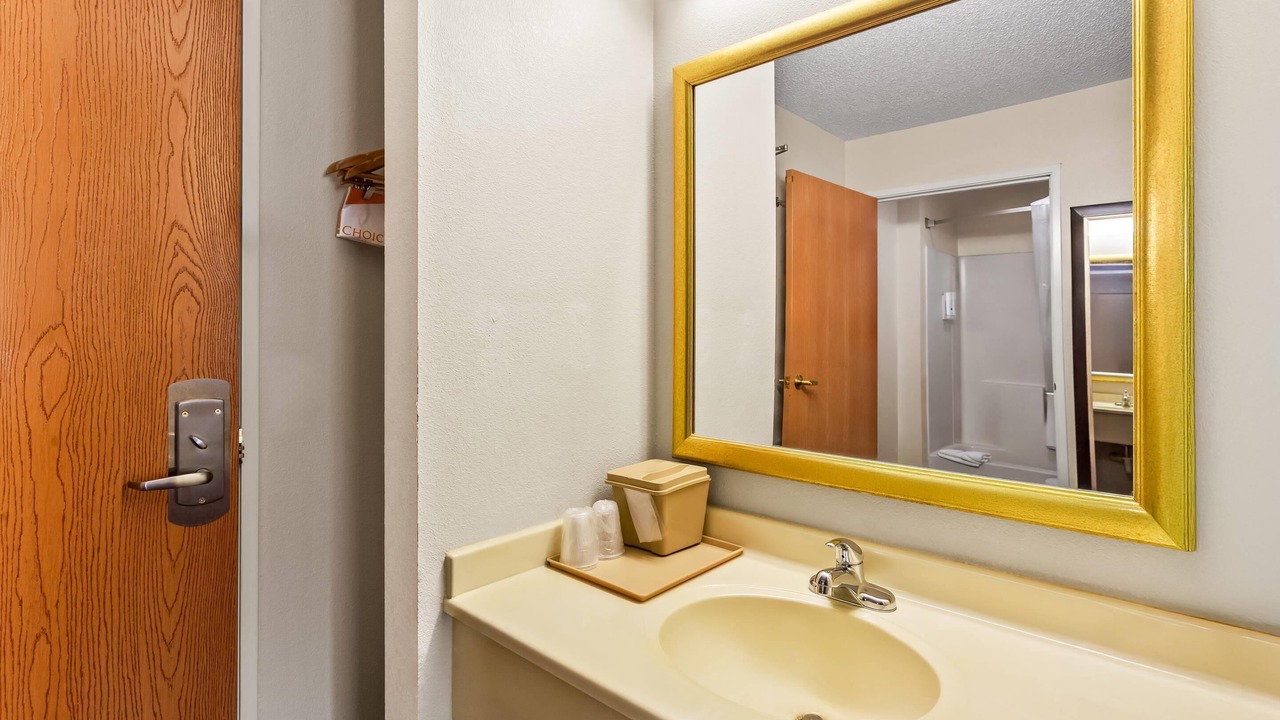Photo of Bedroom in Shorewood-Tower Hills-Harbert